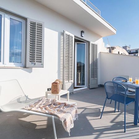 Attico 37 - Queen Room Con Terrazza Privata Palermo Bagian luar foto